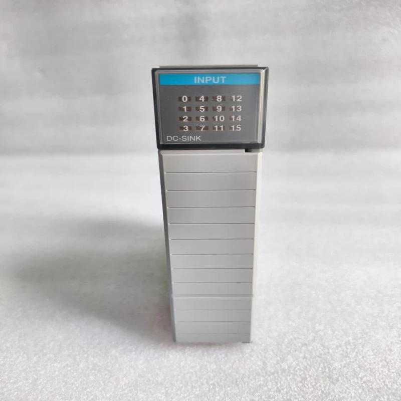 Allen-Bradley 1746-OB16 SLC 500 16-Point 24V DC Source Output Module thumbnail 7113